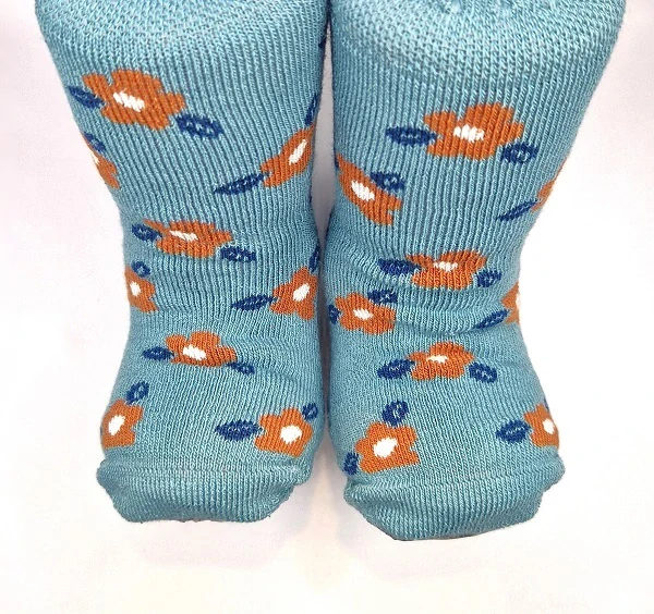 Protiskluzové dětské ponožky - SVĚTLE TYRKYSOVÁ A KYTIČKY