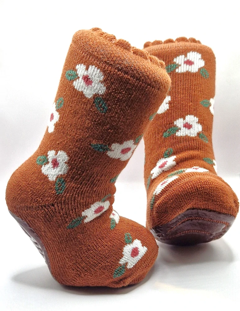 Protiskluzové dětské ponožky - HNĚDÁ S KYTIČKAMI