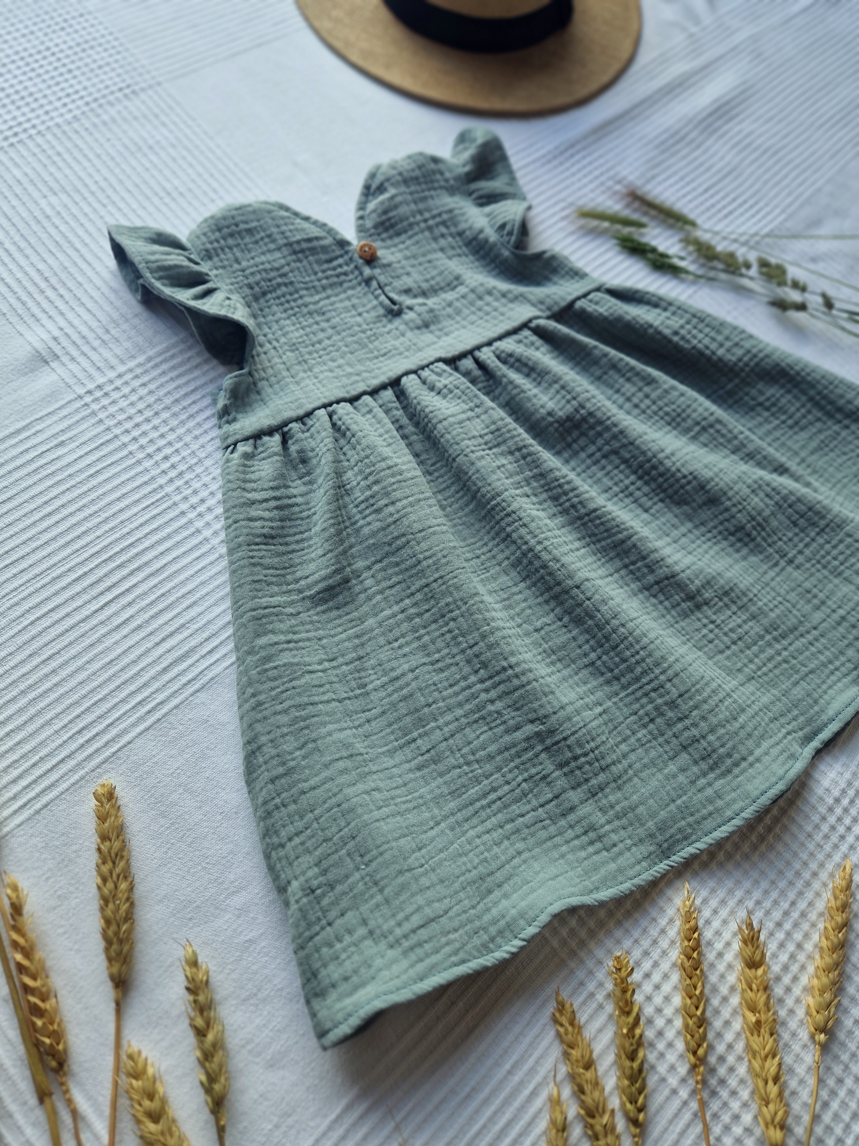 Mušelínové dětské šaty - OLIVOVÁ